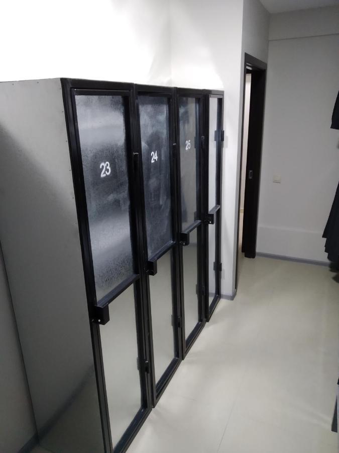 Mega Hostel เคียฟ ภายนอก รูปภาพ