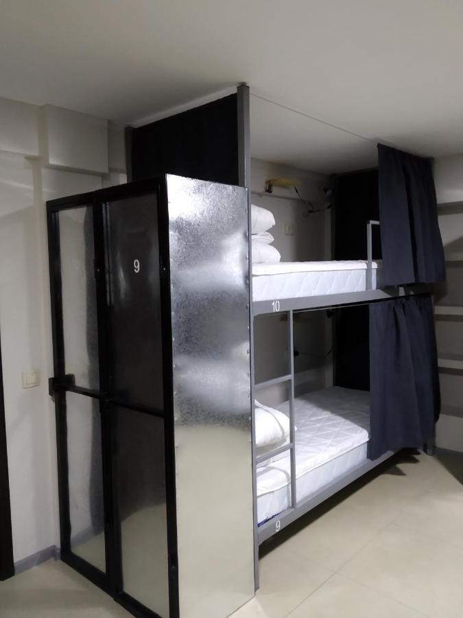 Mega Hostel เคียฟ ภายนอก รูปภาพ