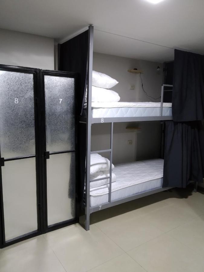 Mega Hostel เคียฟ ภายนอก รูปภาพ